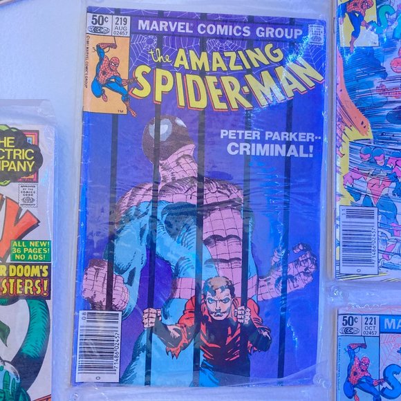 THE AMAZING SPIDER-MAN MARVEL #219 - Picture 1 of 1